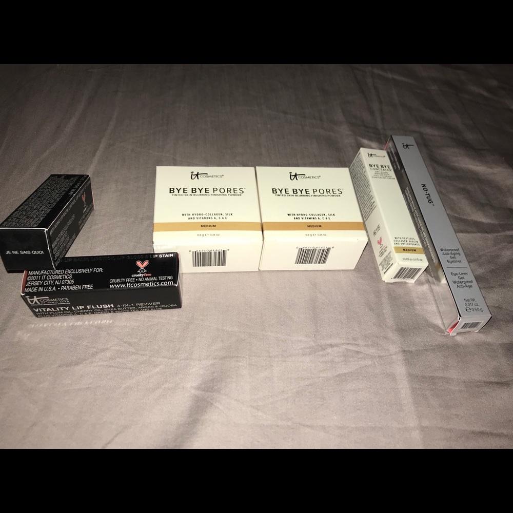it cosmetics bundle 💄